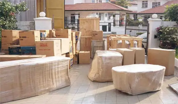 Household packing and home shifting service